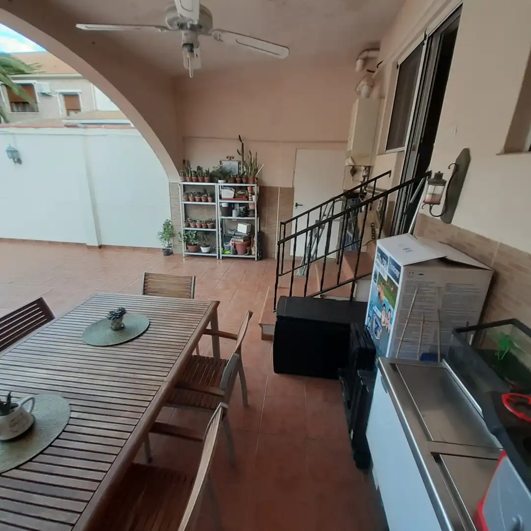 Terraza de Casa adosada en venta en Ciudad Real con Aire acondicionado, Calefacción y Jardín privado