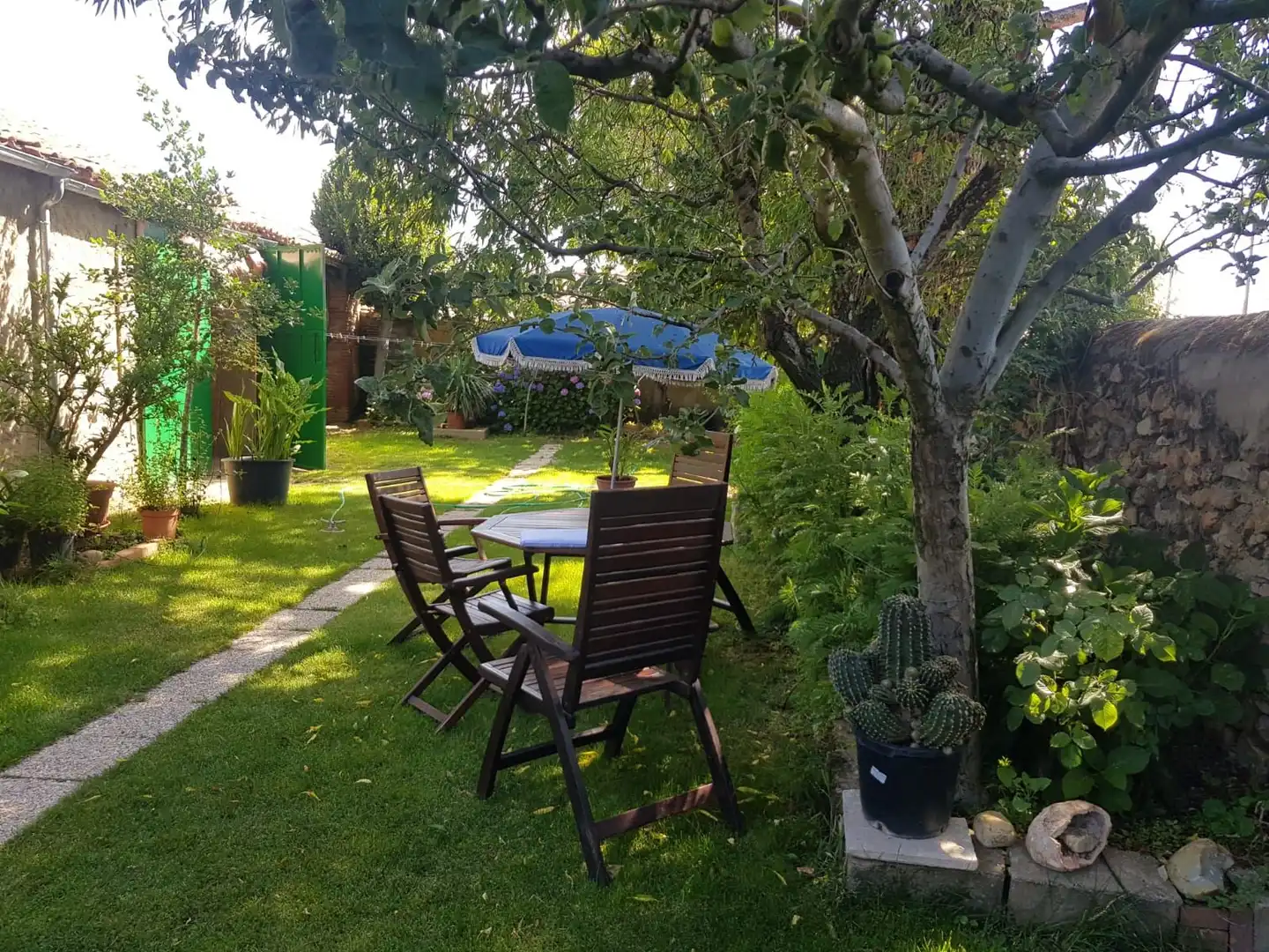Jardí de Casa o xalet en venda en Aldehuela de Yeltes amb Calefacció, Moblat i Forn