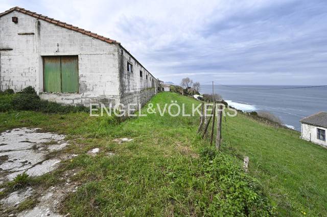 Terreno residencial en Venta en CASTRO URDIALES. Barrio Allendelagua en Oriñón - Allendelagua