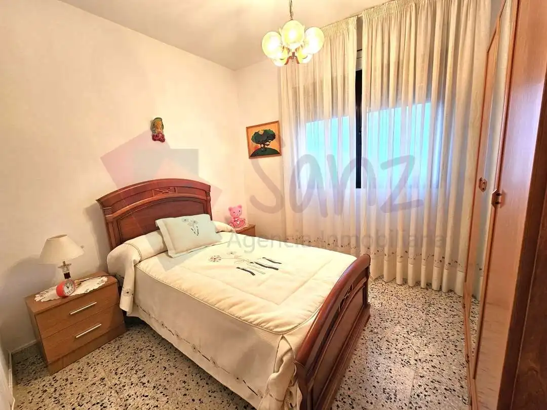 Dormitori de Casa o xalet en venda en Santa Engracia del Jubera amb Calefacció
