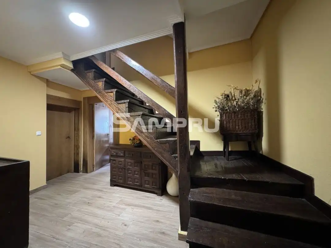 Houses for sale in Eskoriatza  with Heating, Private garden and Storage room
