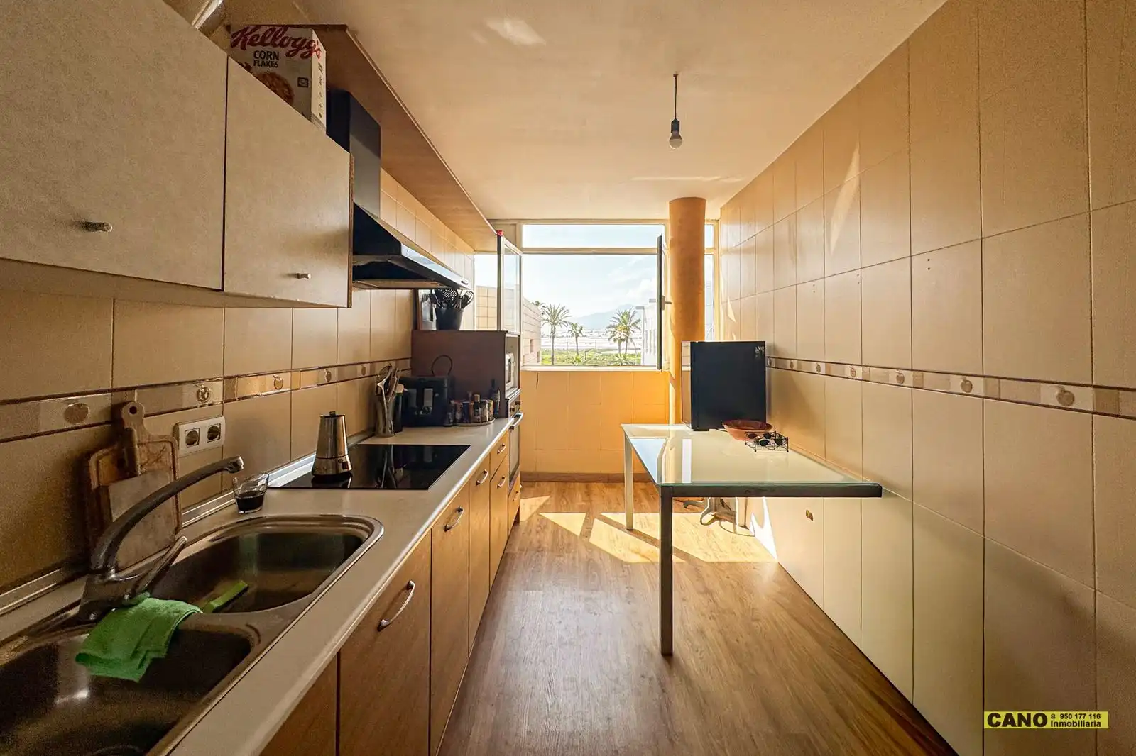 Cocina de Piso en venta en Roquetas de Mar con Terraza, Trastero y Piscina