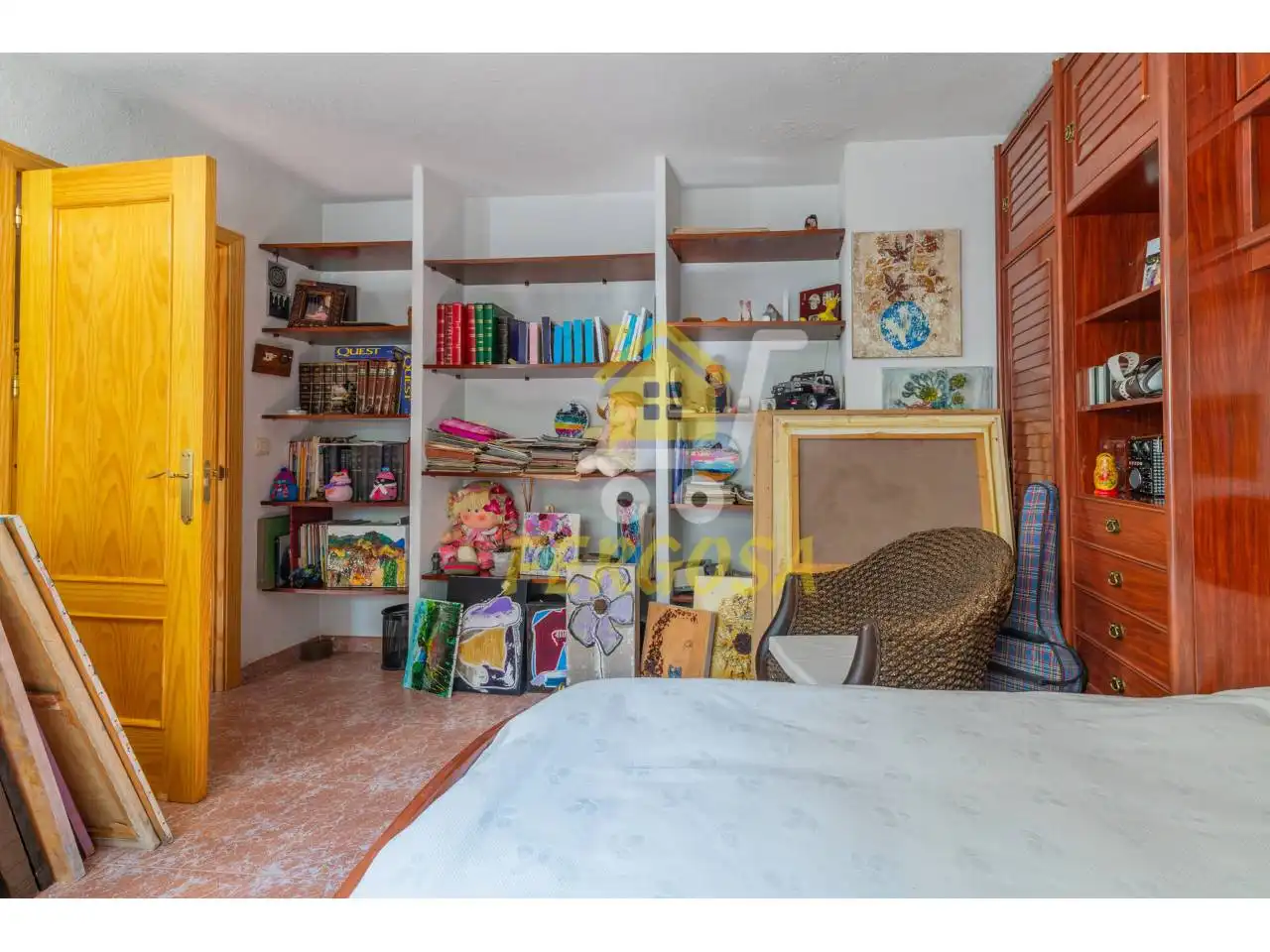 Dormitori de Casa o xalet en venda en Cobisa amb Calefacció, Jardí privat i Terrassa