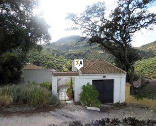 Country house for sale in Martos