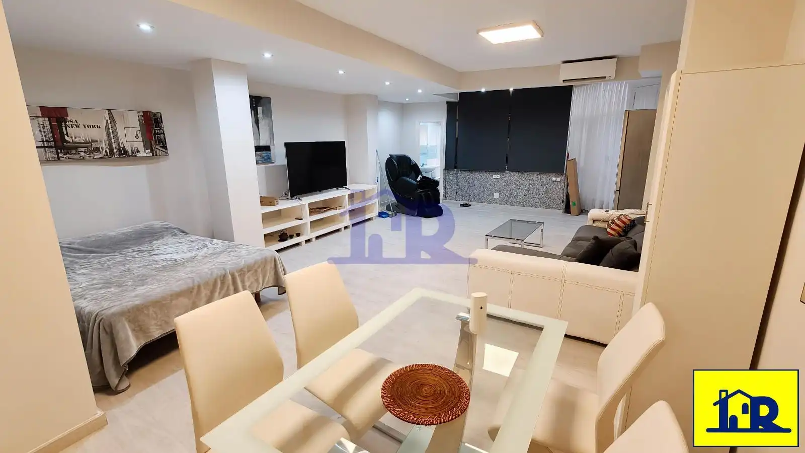 Sala de estar de Piso de alquiler en Cuenca con Calefacción, Terraza y Amueblado