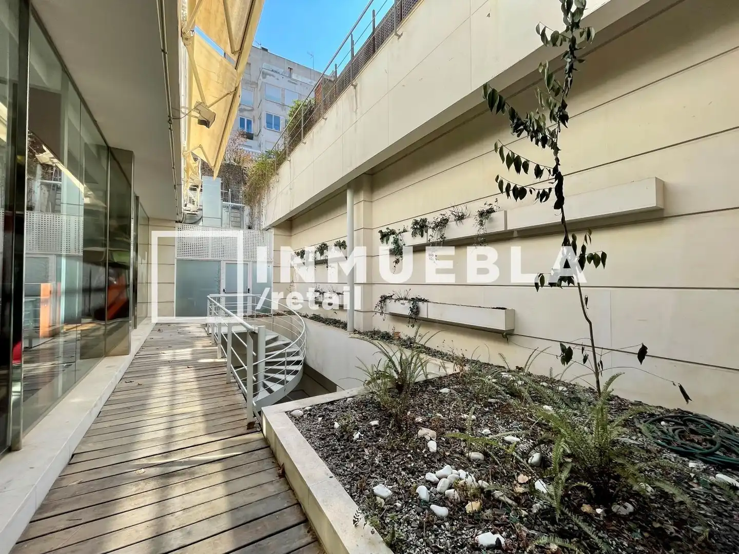 Local comercial en alquiler en Eixample, imagen 16