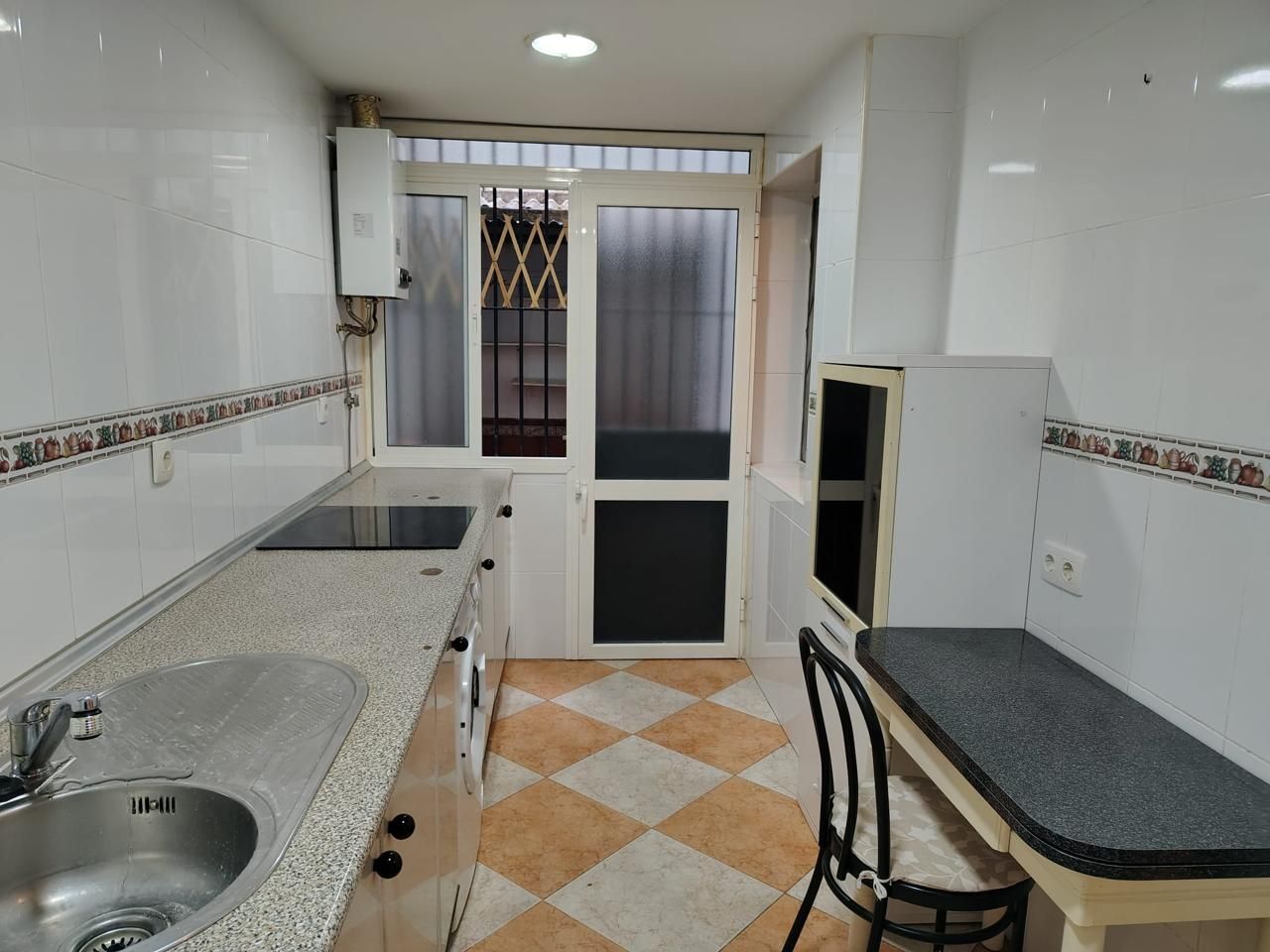 Cuina de Planta baixa en venda en Dos Hermanas