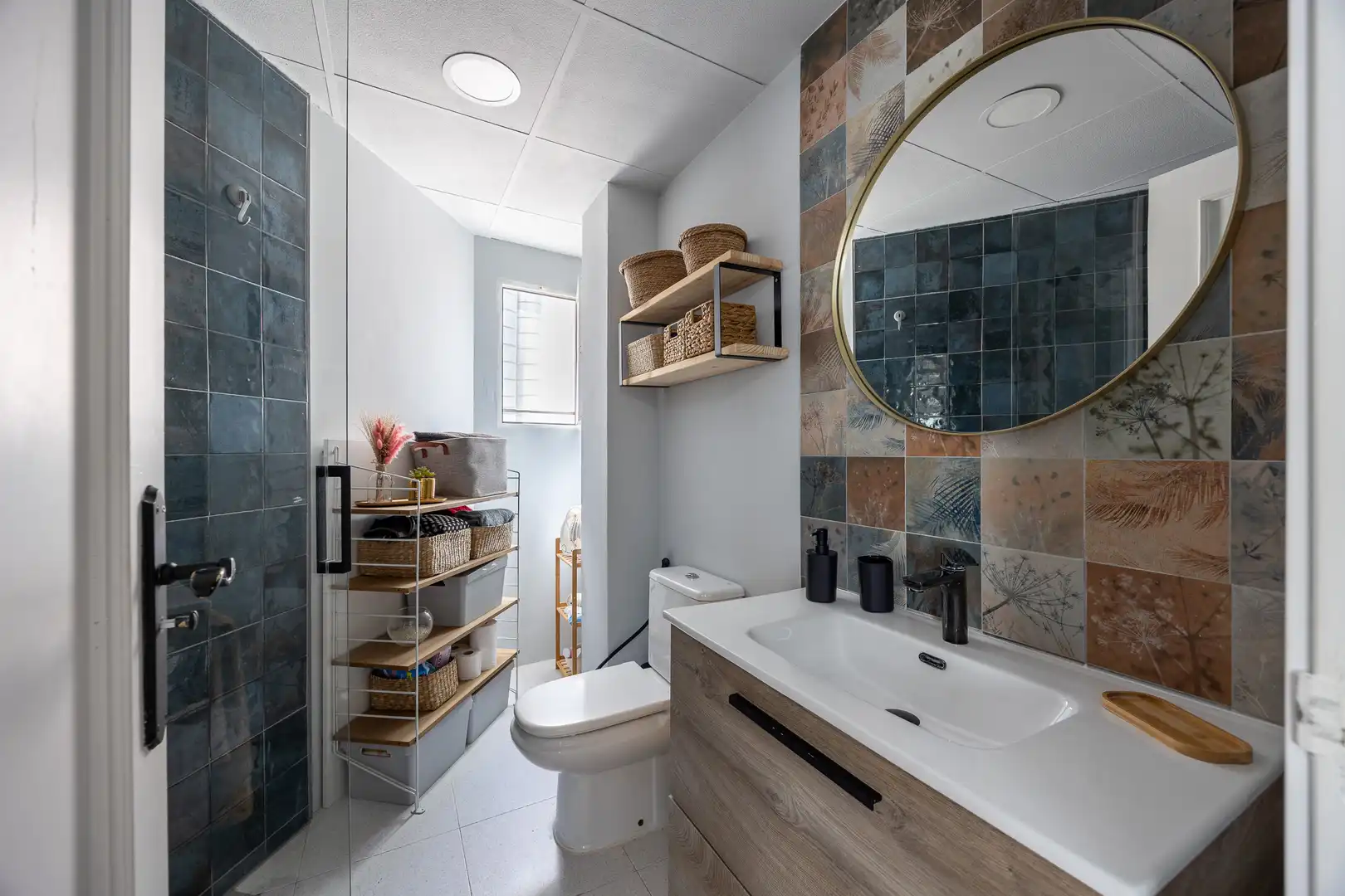 Bathroom of Flat for sale in Villajoyosa / La Vila Joiosa  with Furnished and Balcony