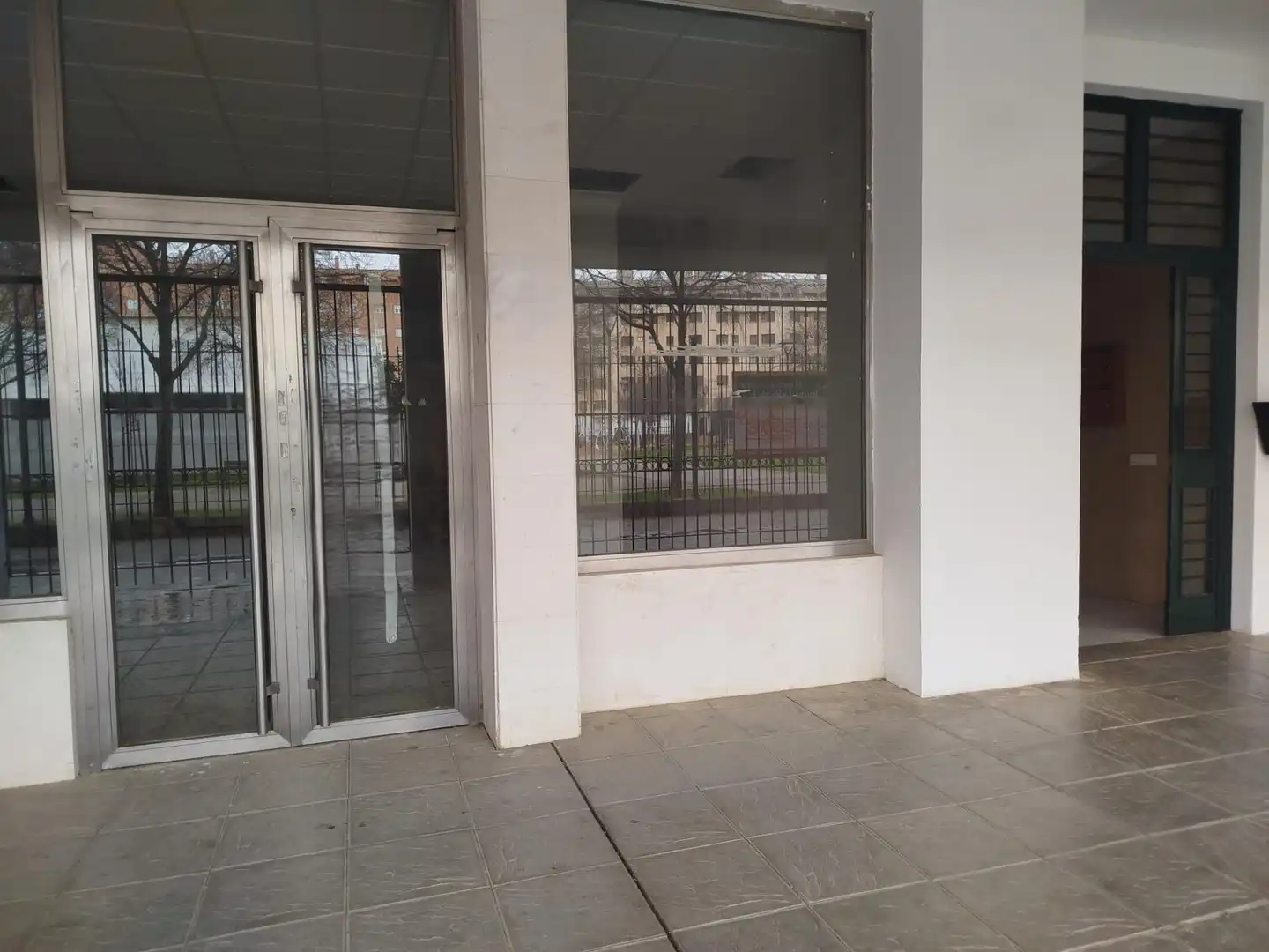 Geschaftsraum zum Verkauf in Sevilla