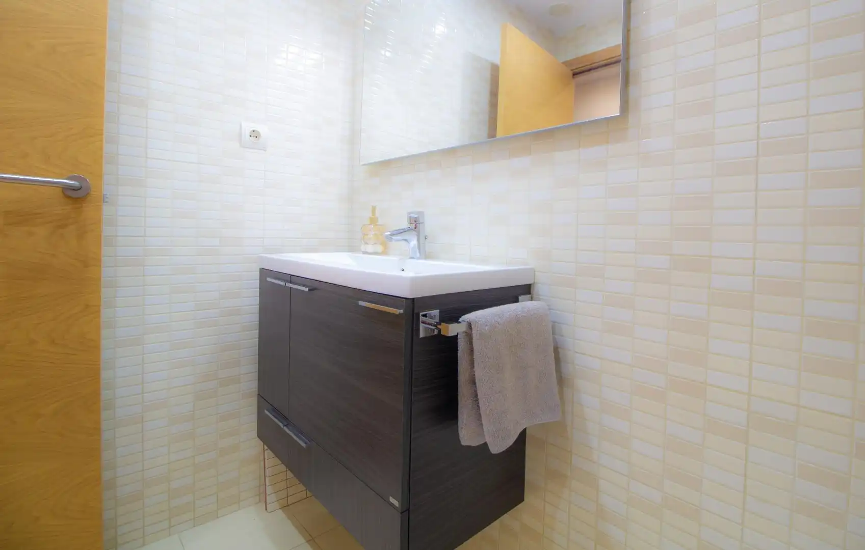 Baño de Ático en venta en Viladecans con Aire acondicionado, Calefacción y Terraza