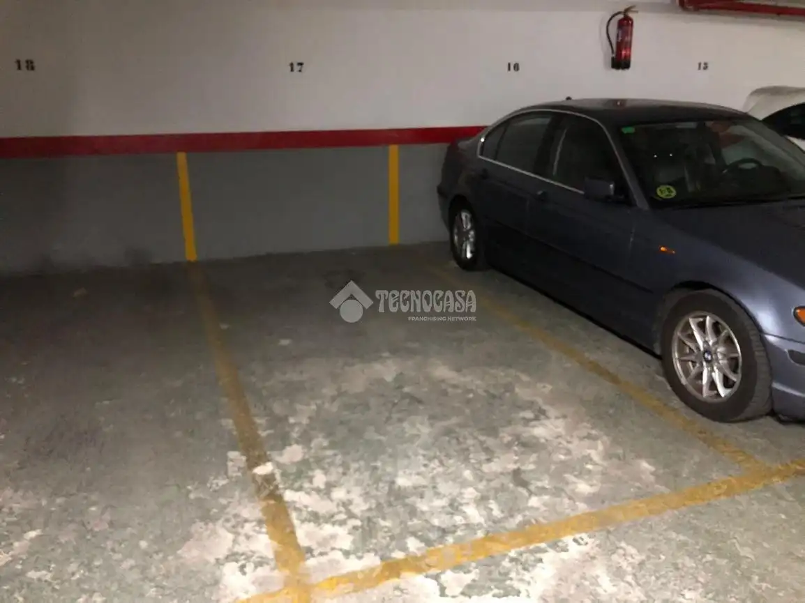 Parkplatz von Garage zur Miete in Barcelona