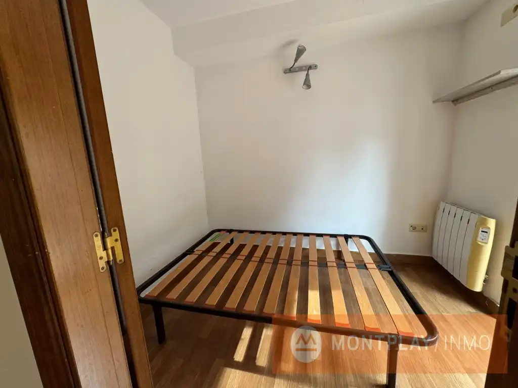 Schlafzimmer von Erdgeschoss zum Verkauf in Naut Aran