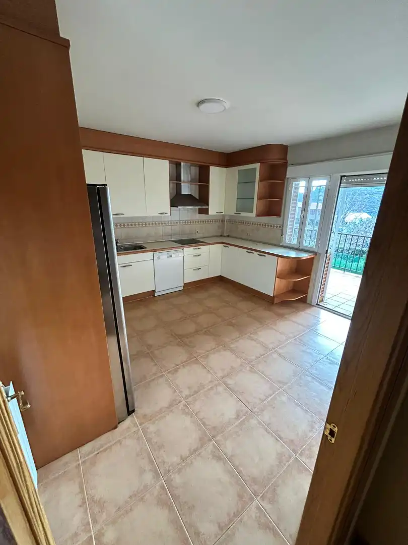Kitchen of Detached homes for sale in Robledo de Chavela  with Heating, Private garden and Terrace