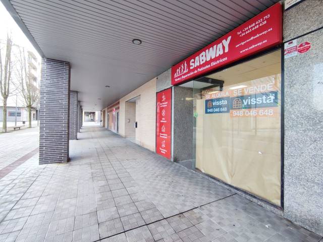 Local comercial en Alquiler en Bardenas Reales en Sarriguren