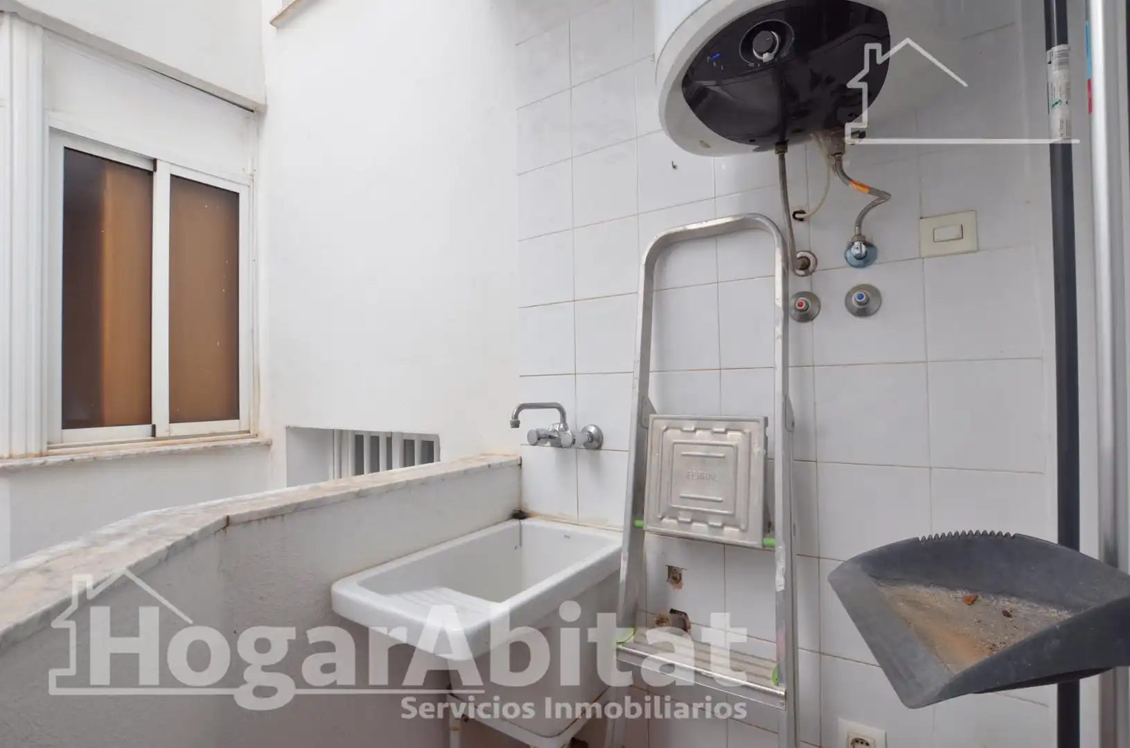 Baño de Piso en venta en Tavernes de la Valldigna con Aire acondicionado, Calefacción y Trastero