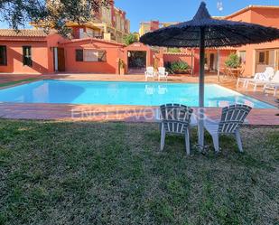 Piscina de Casa o xalet de lloguer en Dénia amb Aire condicionat, Terrassa i Piscina