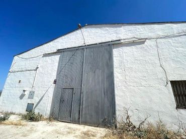 Nau industrial en venda a Camino Cementerio El