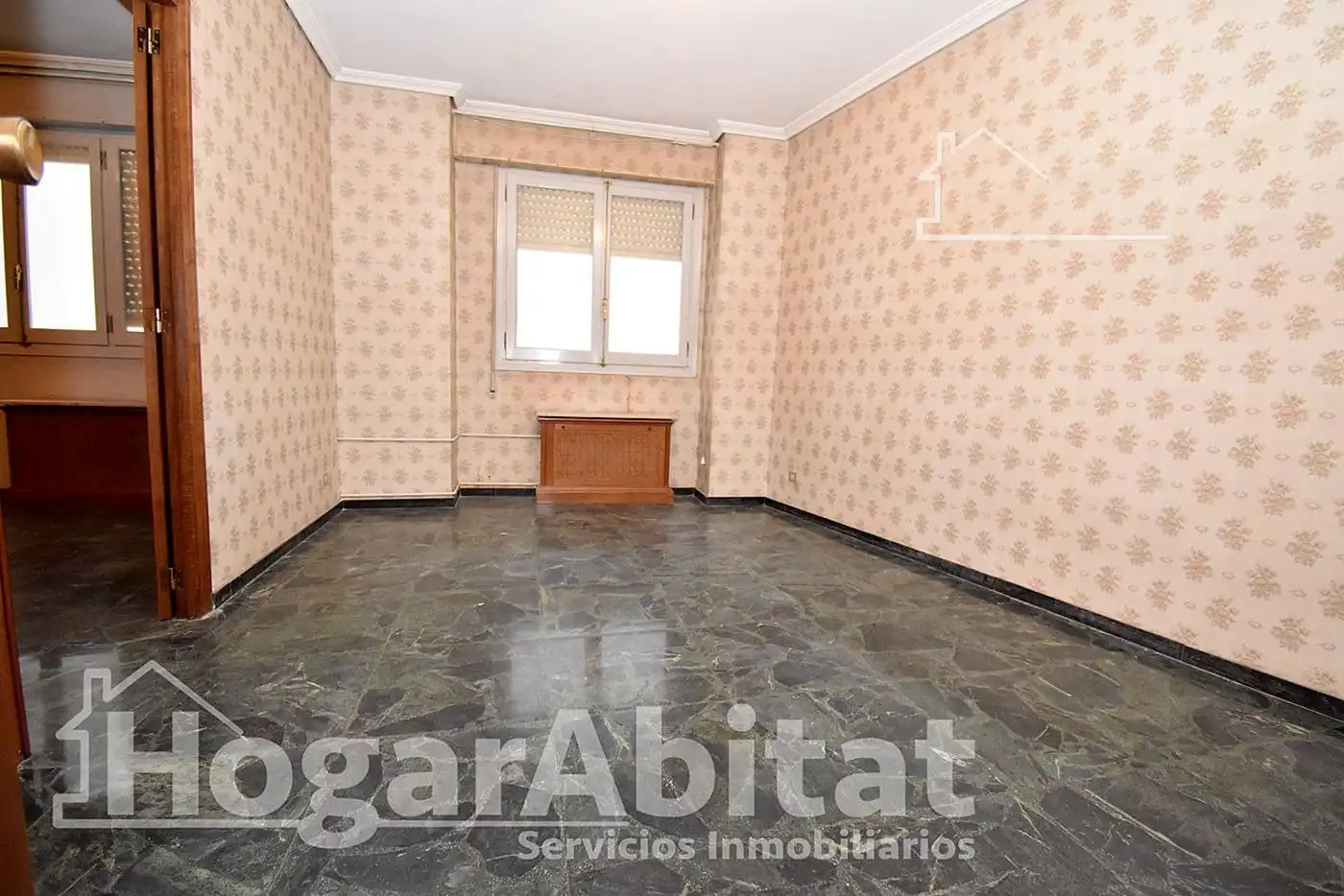 Habitación de Piso en venta en Castellón de la Plana / Castelló de la Plana con Calefacción y Balcón