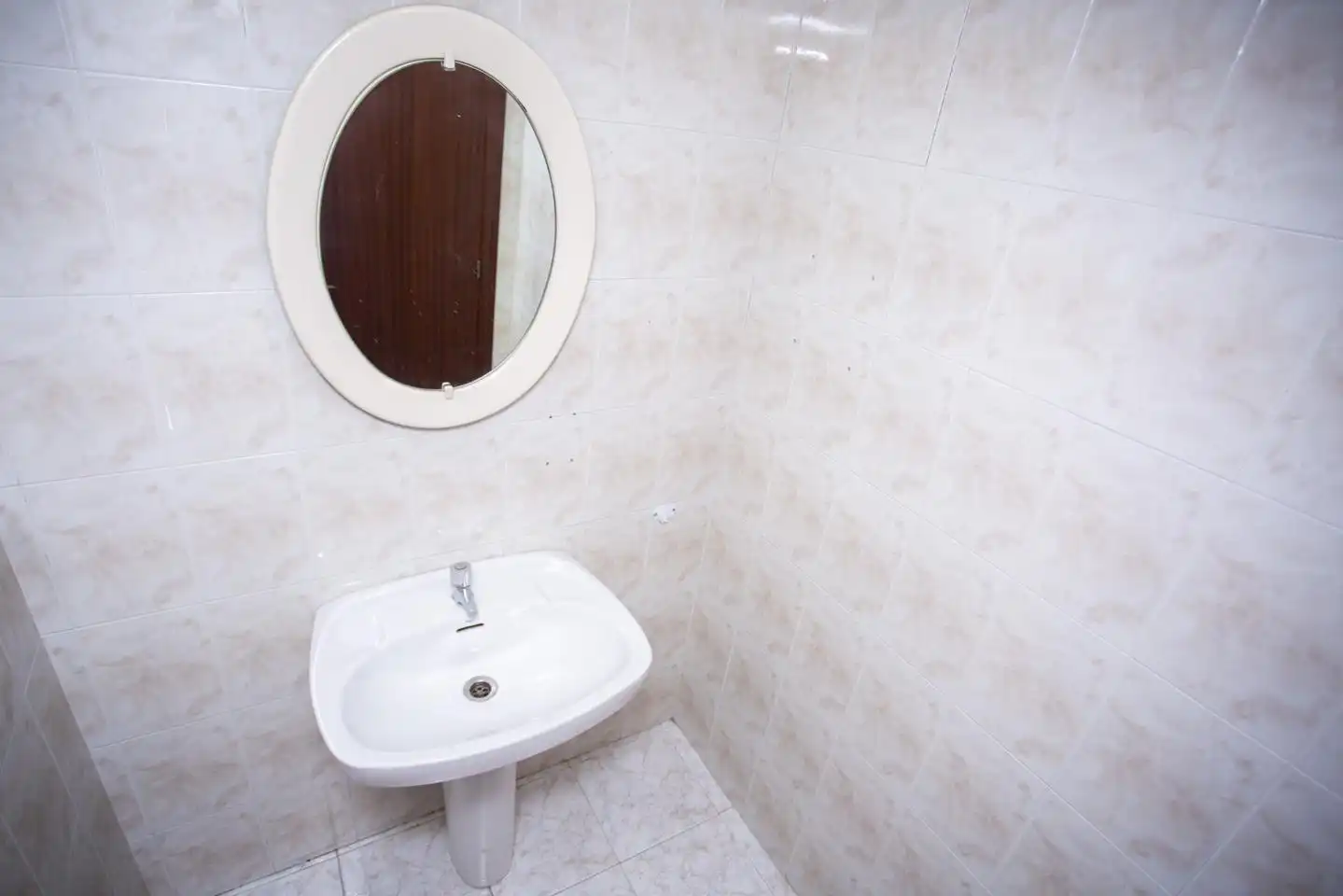 Baño de Oficina de alquiler en Burlada / Burlata