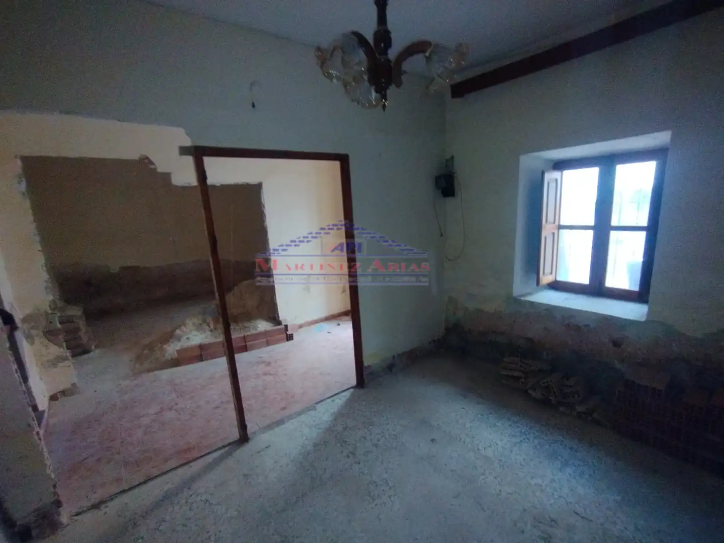 Casa adosada en venta en Navas de San Juan con Terraza, Trastero y Balcón