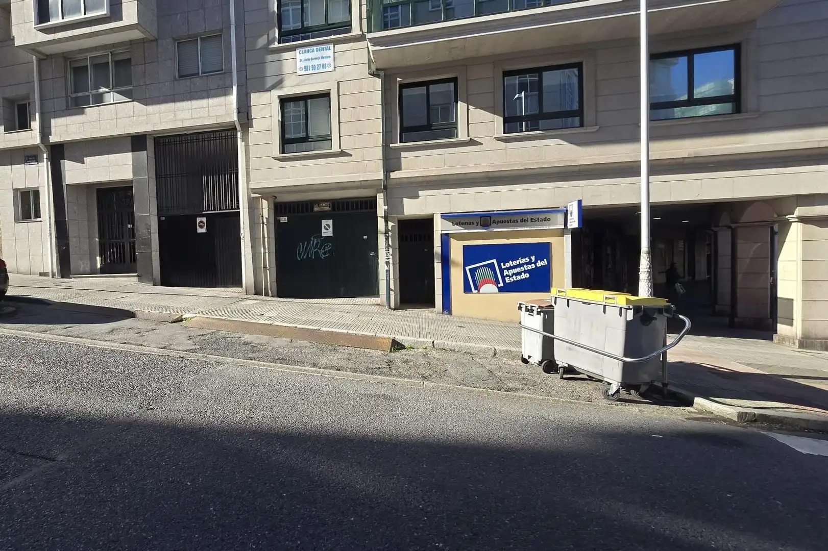 Garage zum Verkauf in Calle Calle Juan Díaz Porlier, 20, 20, Someso - Matogrande