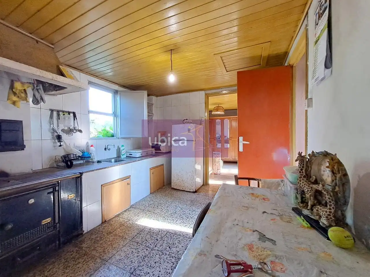 Cuina de Casa o xalet en venda en Salvaterra de Miño amb Jardí privat i Traster