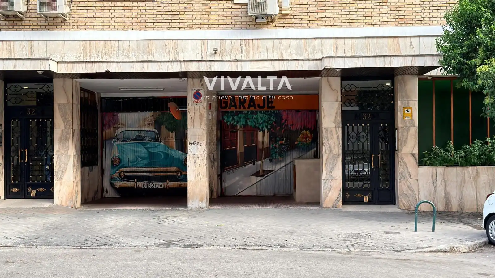 Garage for sale in Carabanchel