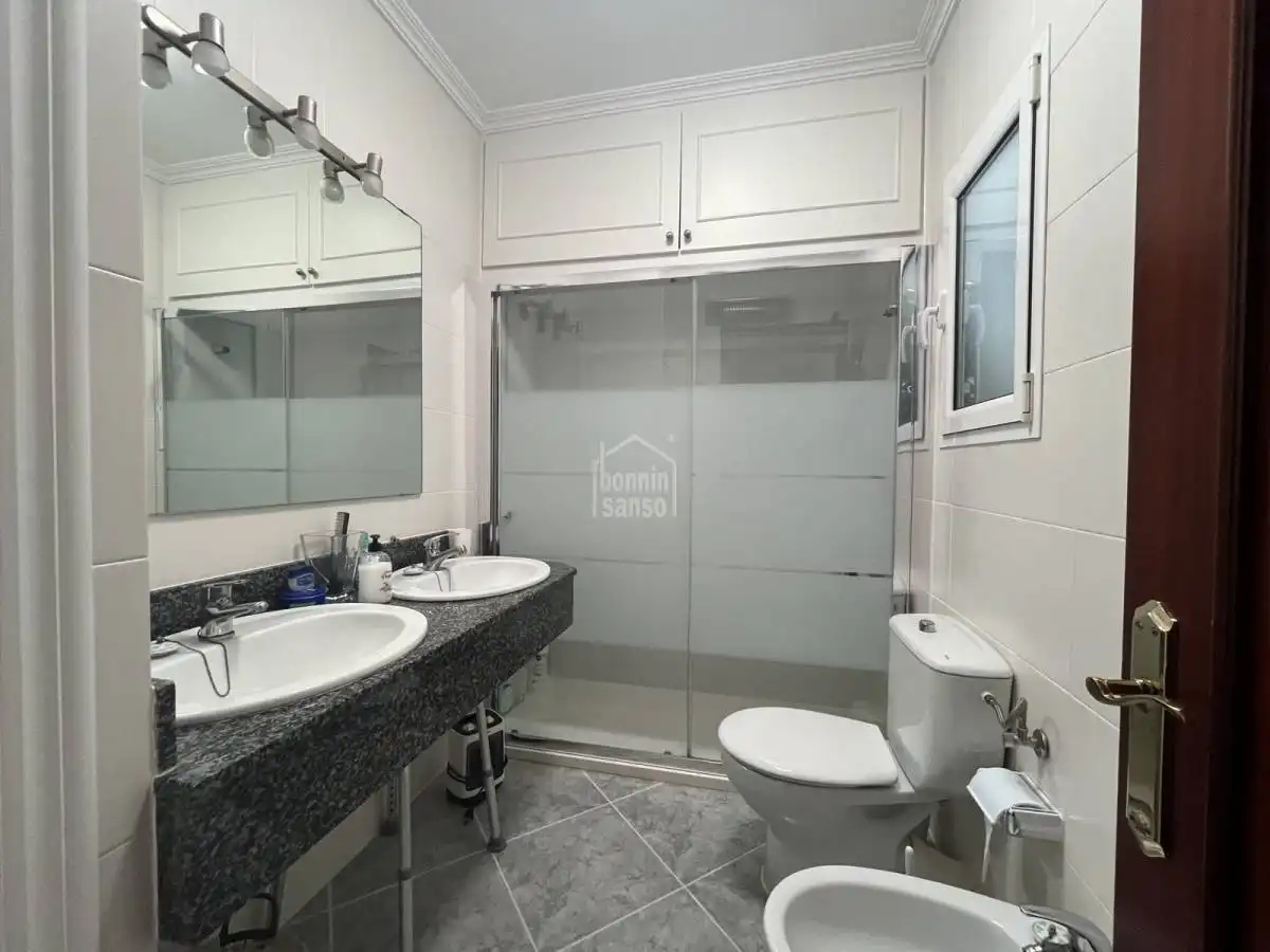 Bathroom of Apartments for sale in Alaior poble