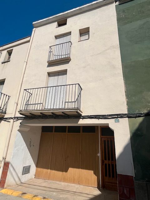 Exterior view of House or chalet for sale in Menàrguens  with Heating, Terrace and Oven