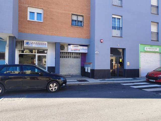 Local comercial en Alquiler en Calle de la Alameda en Atarfe