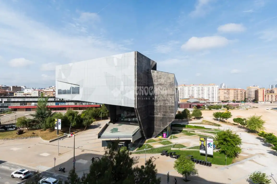 Exterior view of Flat for sale in Zaragoza  with Heating