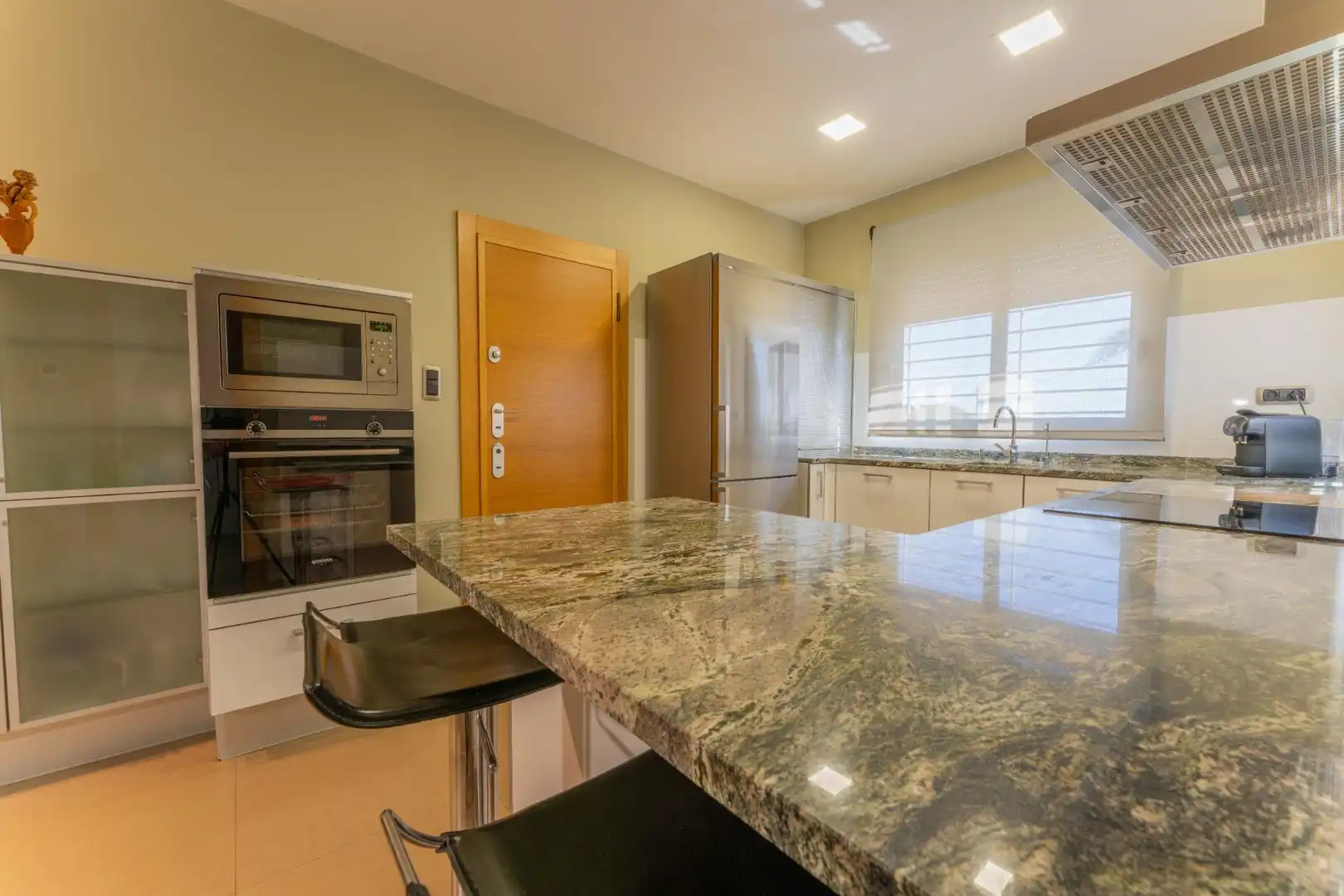 Cocina de Casa o chalet en venta en Elche / Elx con Aire acondicionado, Calefacción y Jardín privado