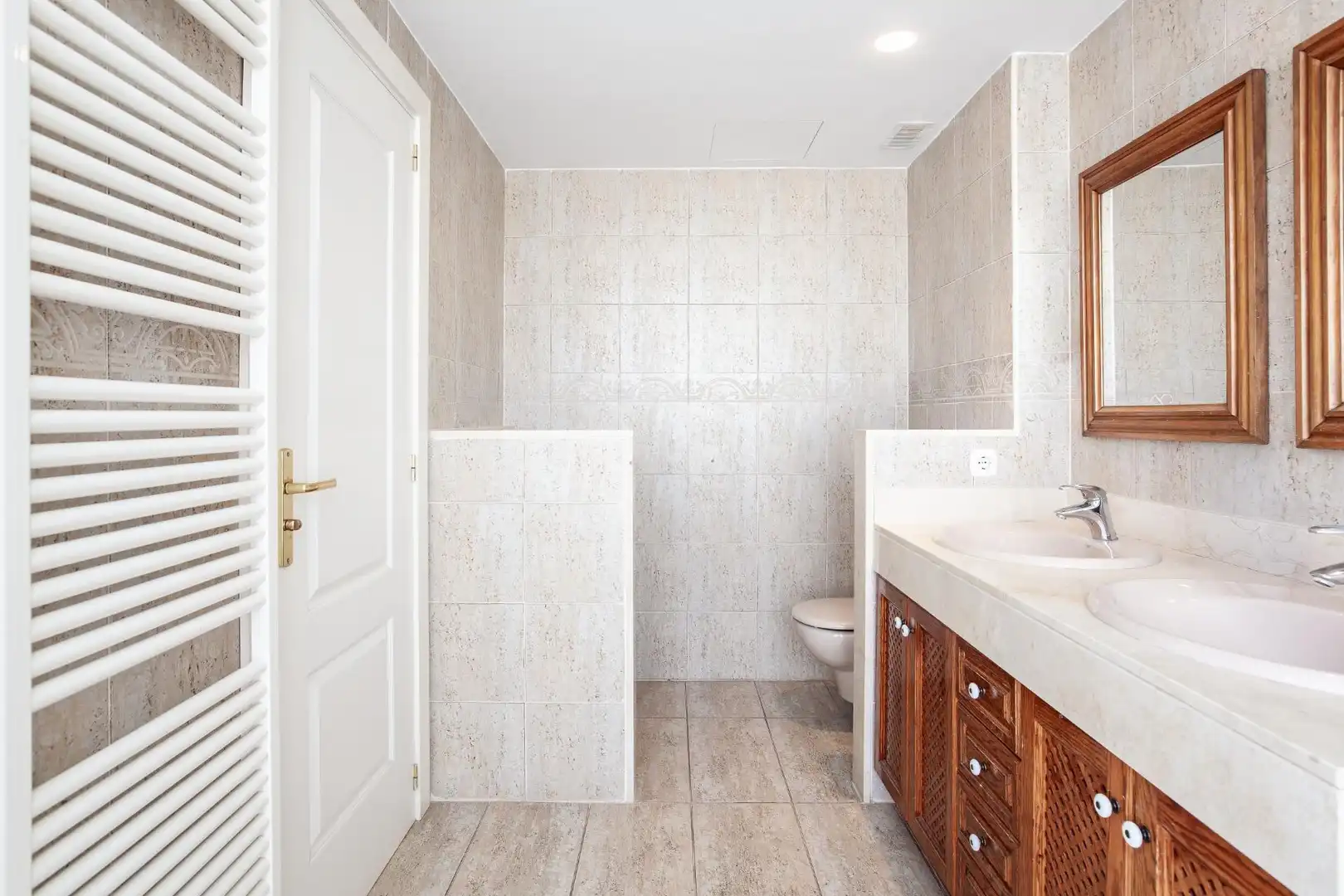 Bathroom of Detached homes for sale in  Palma de Mallorca  with Air Conditioner, Heating and Private garden