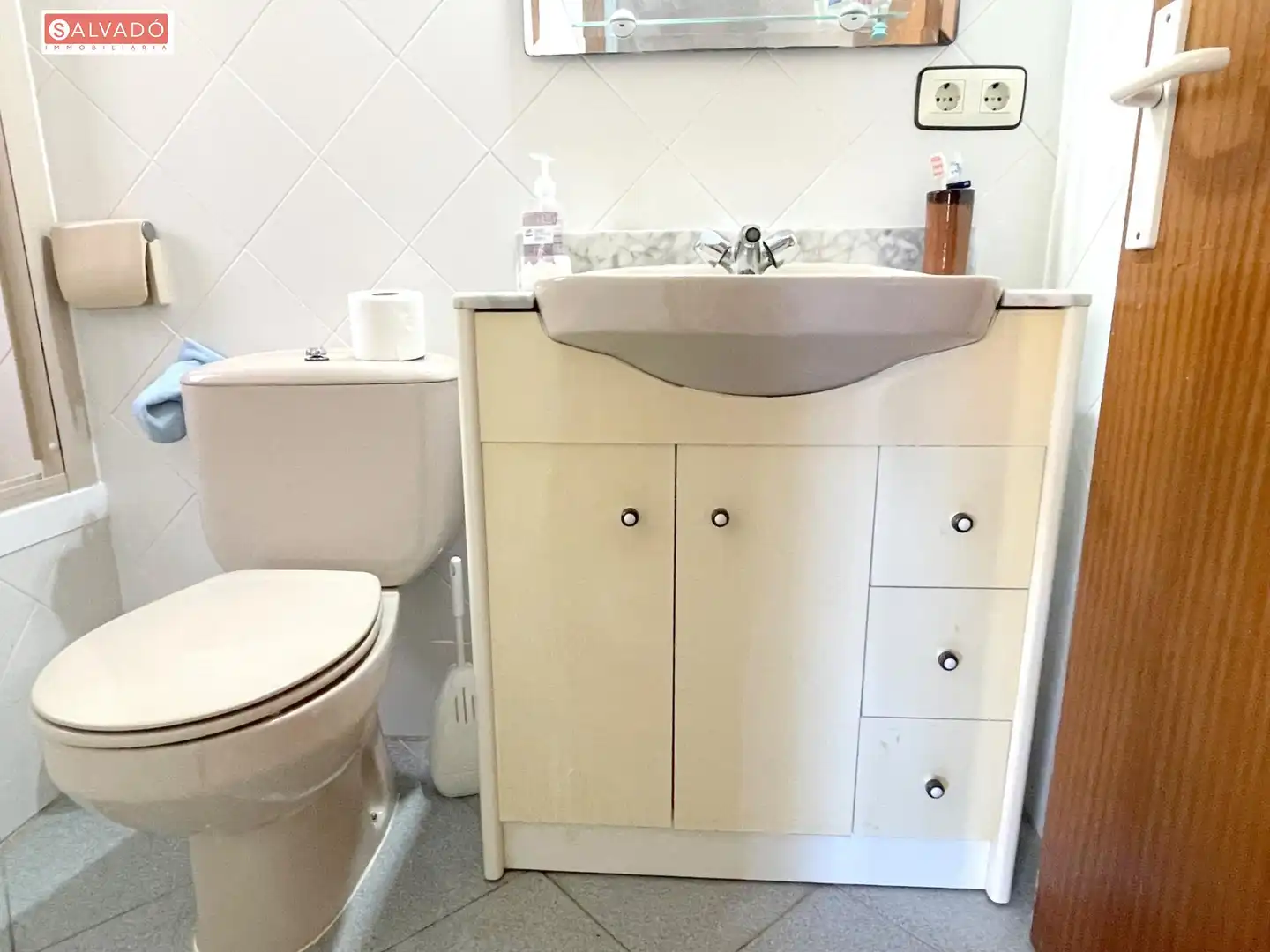 Bathroom of Houses for sale in Calafell  with Private garden, Terrace and Storage room