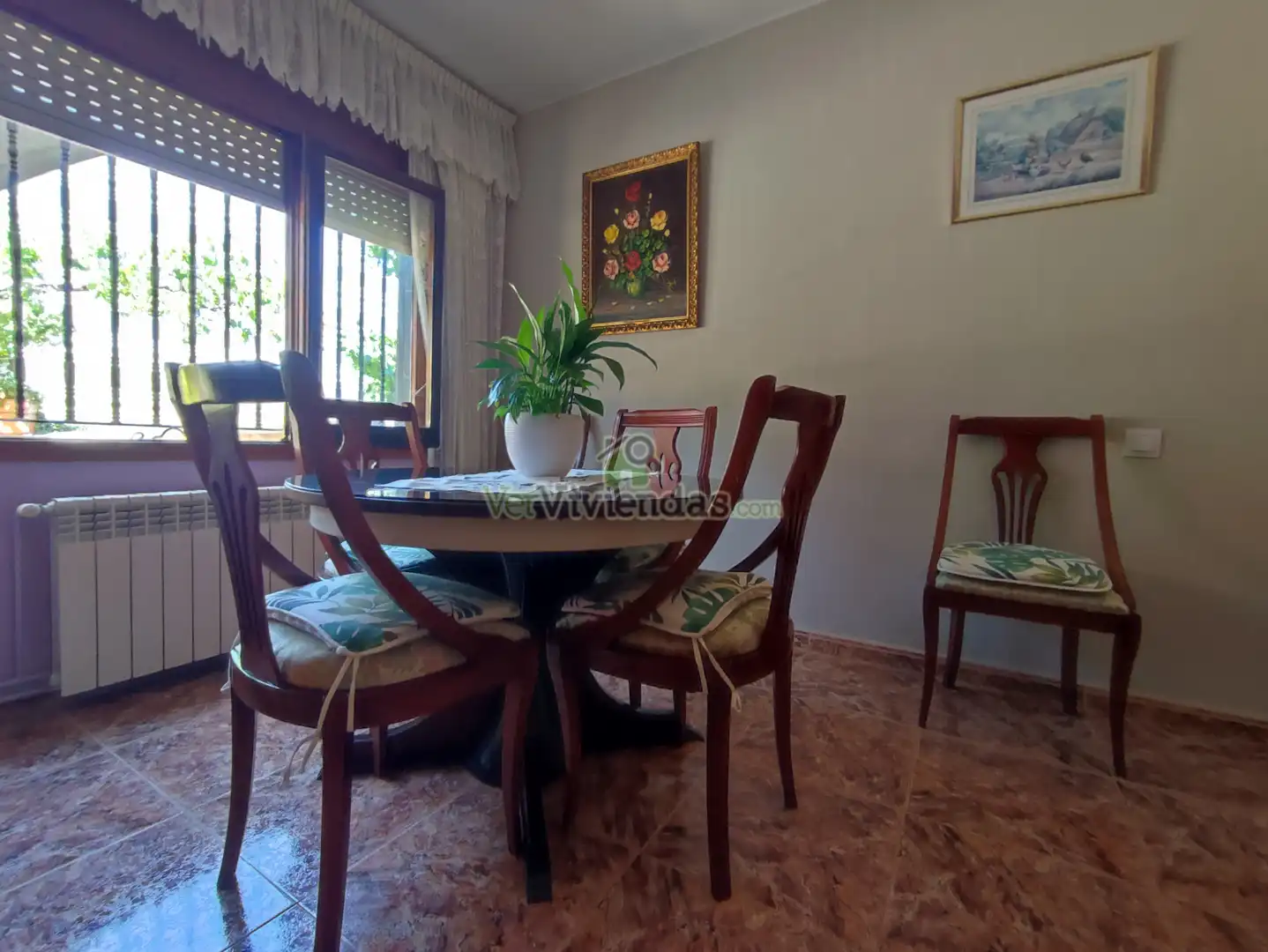 Comedor de Casa o chalet en venta en Vallirana con Calefacción, Jardín privado y Terraza