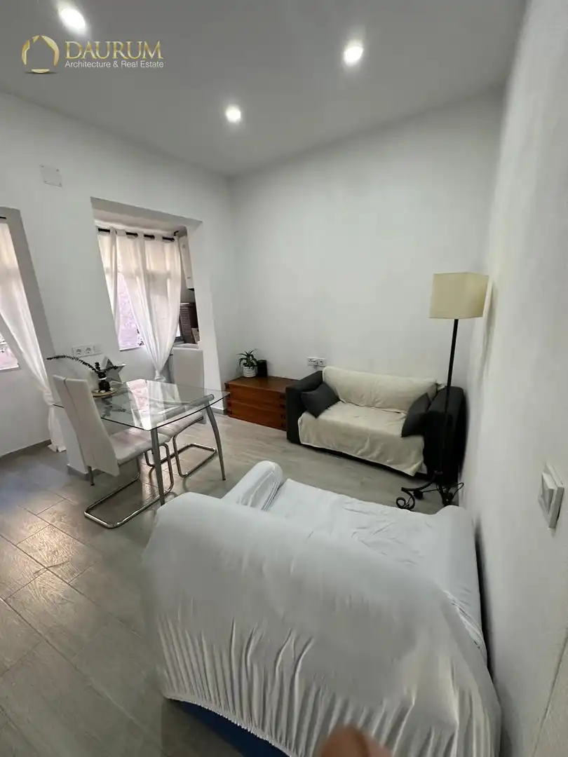 Sala d'estar de Pis en venda en Alicante / Alacant amb Moblat