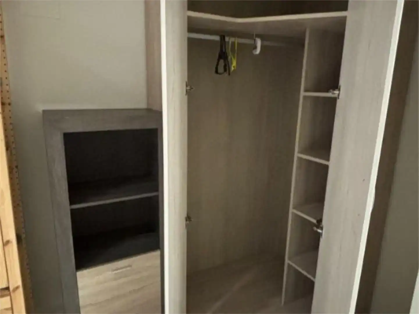 Dormitori de Pis per a compartir en Jaén amb Aire condicionat, Jardí privat i Parquet