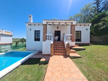 Haus mit Pool zur Miete in Avenida 28 de Febrero 110