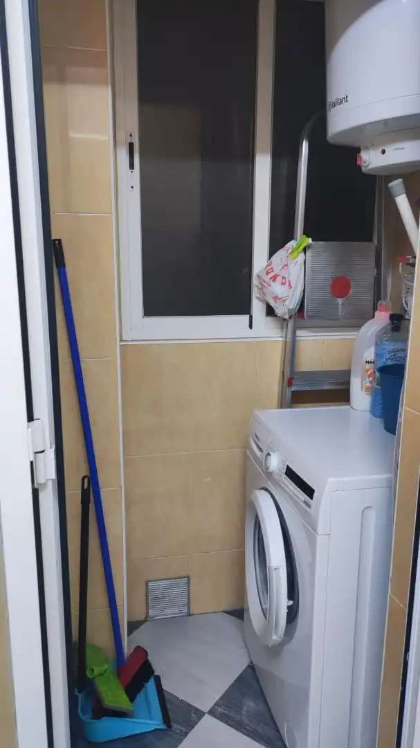 Flat for rent in Calle Martínez de la Rosa, Camino de Ronda