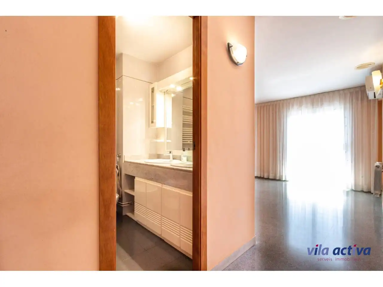 Dúplex en venta en Terrassa con Aire acondicionado, Calefacción y Terraza
