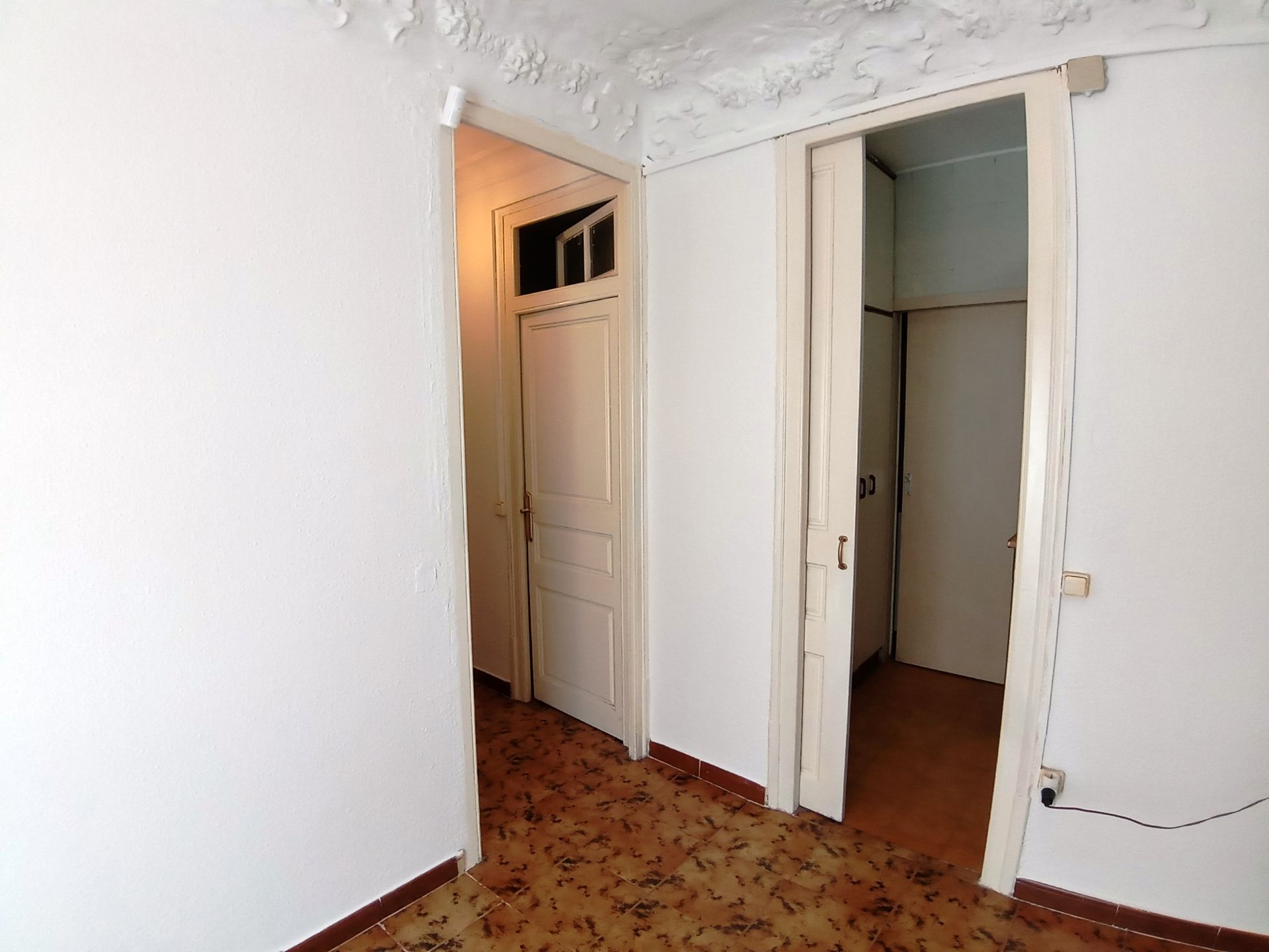 Flat for rent in  Barcelona Capital  with Oven and Balcony