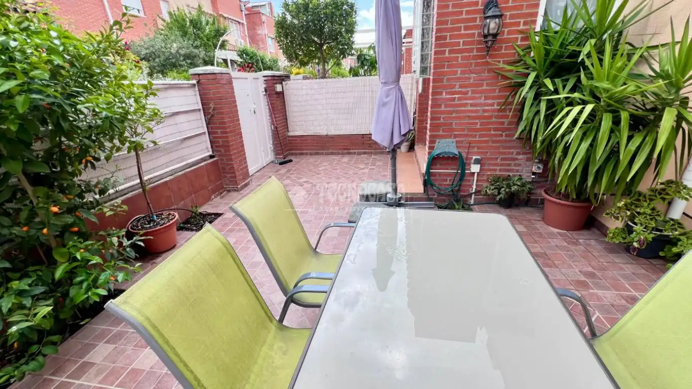 Terrasse von Einfamilien-Reihenhaus zum Verkauf in Alcalá de Henares mit Terrasse