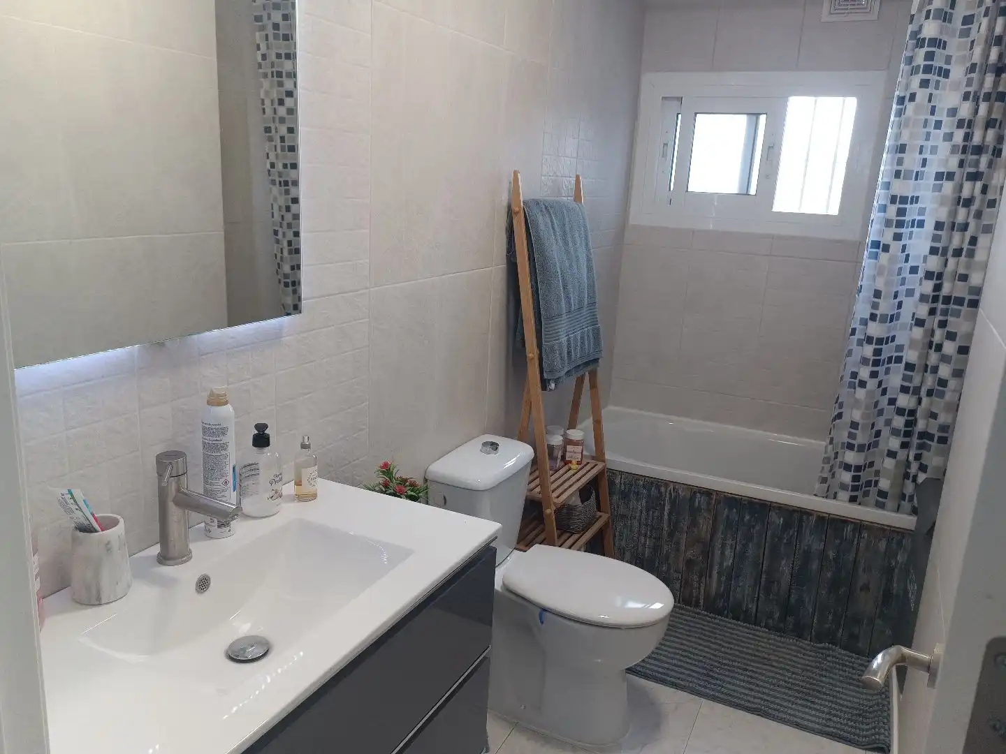 Bathroom of Houses for sale in Mijas  with Air Conditioner and Terrace
