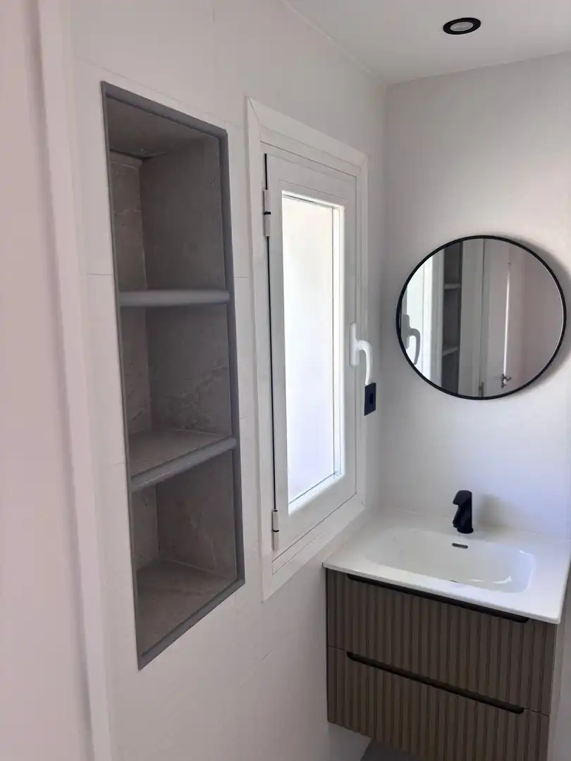Badezimmer von Wohnung zum Verkauf in Móstoles mit Klimaanlage, Heizung und Terrasse