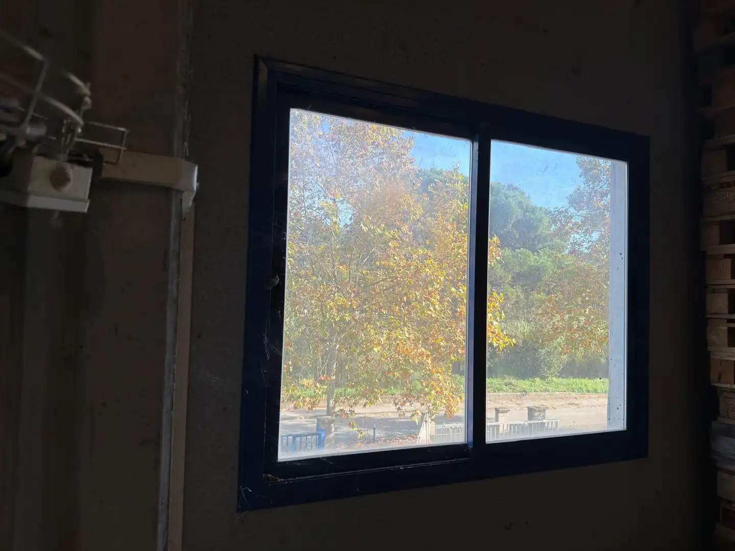 Außenansicht von Fabrikhallen zur Miete in Santa Eulàlia de Ronçana