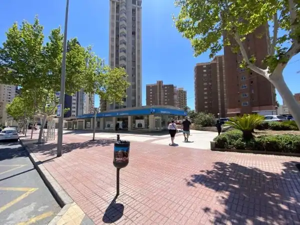 Locale commerciale in vendita a Levante Alto, imagen 3