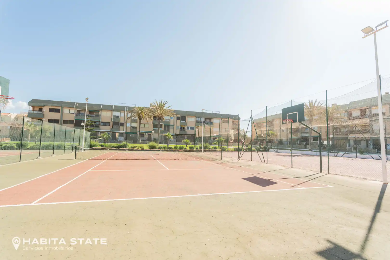 Vista exterior de Apartamento en venta en Almería con Aire acondicionado, Calefacción y Terraza
