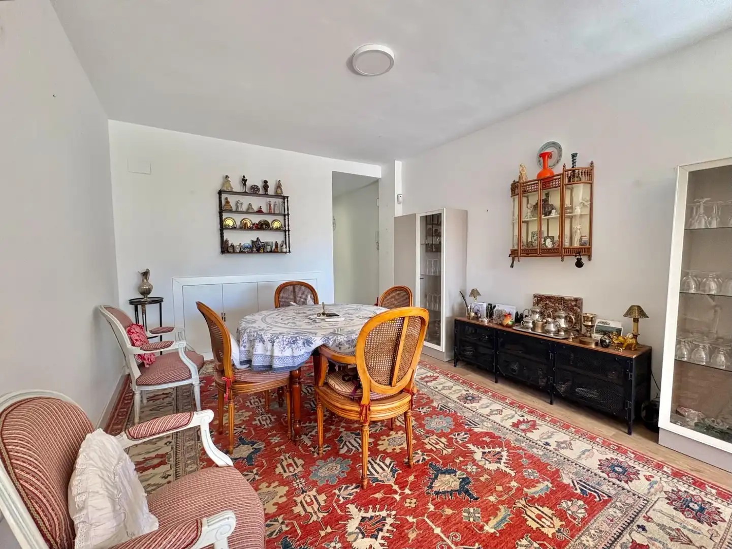 Dining room of Flat for sale in Málaga  with Air Conditioner, Terrace and Furnished