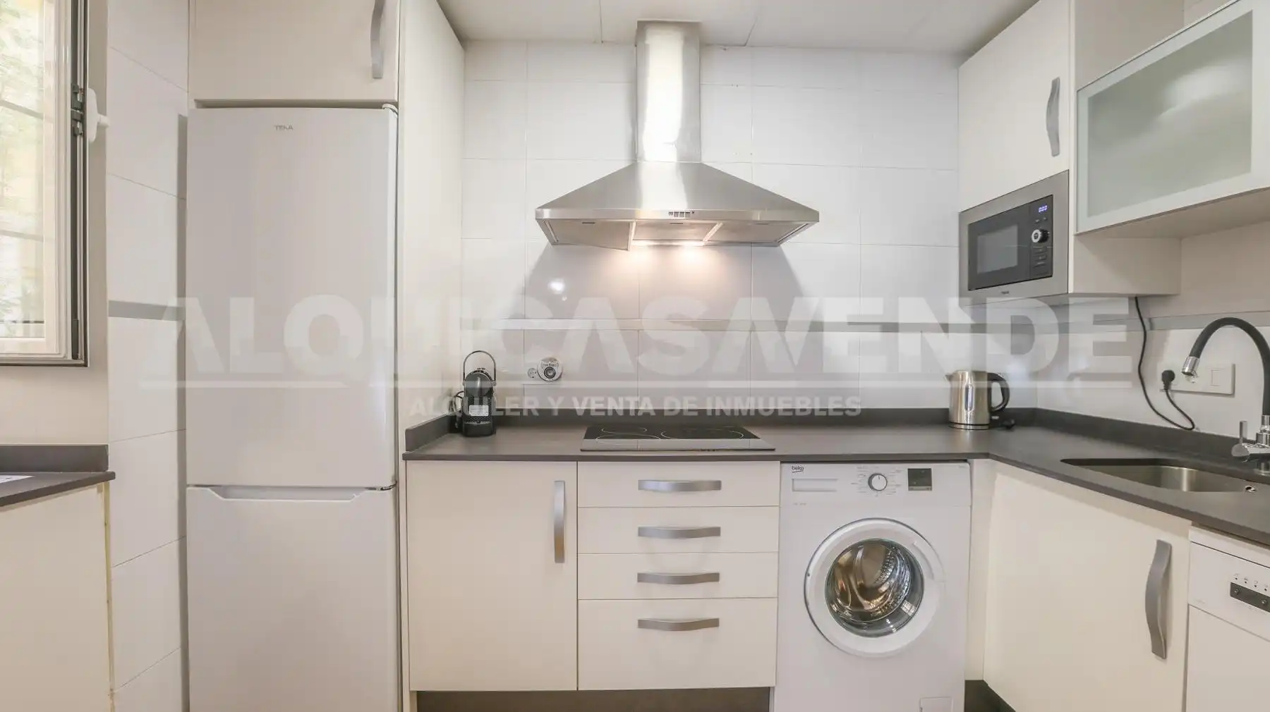 Cocina de Dúplex en venta en Sevilla con Aire acondicionado y Amueblado
