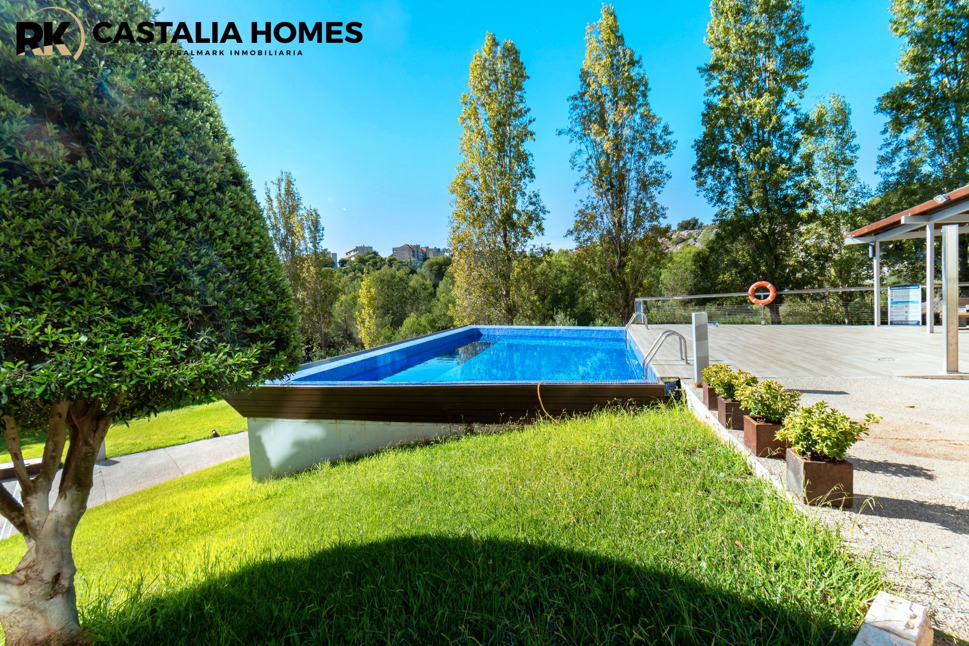 Exterior view of Flat for sale in Oropesa del Mar / Orpesa  with Air Conditioner, Private garden and Terrace